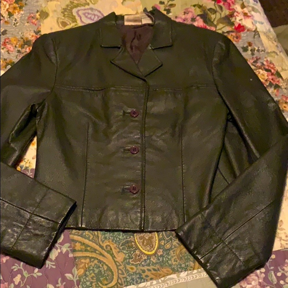 Leather Jacket. size 6. Short, cropped